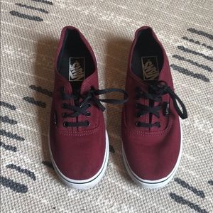 Maroon vans women’s size 7